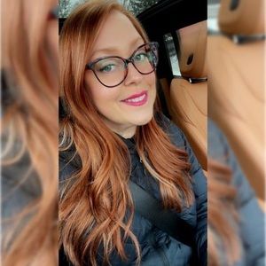 Meet your Posher, Melissa